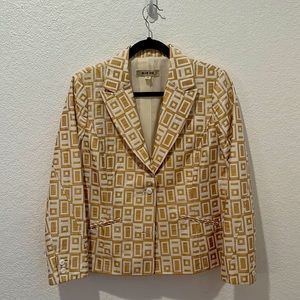 Unique vintage geometric pattern gold and white jacket. Size 12 by Blue Ice.